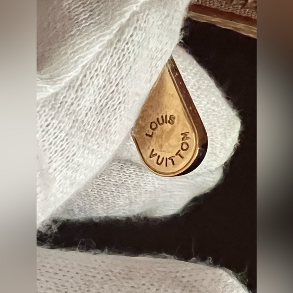 Louis Vuitton Vernis Brea GM Beige Poudre(Gold Beige) - Picture 15 of 17